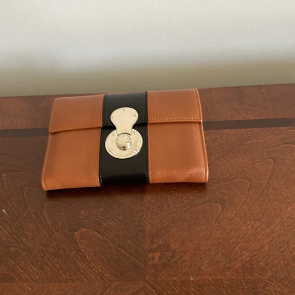 NWT Ralph Lauren Ricky Purple Label Leather Wallet Iconic Brown and Navy Color